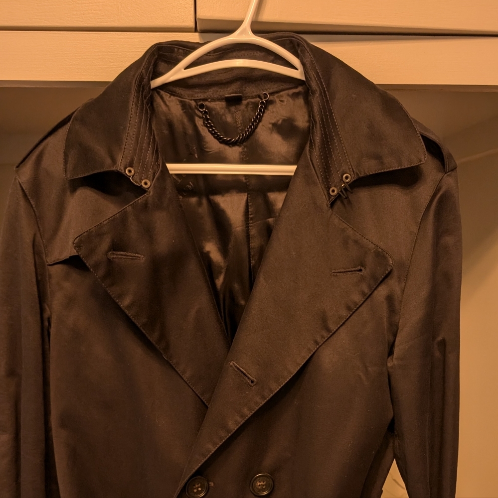 Navy Burberry Men's raincoat size 48 (altered tho)...hardly worn